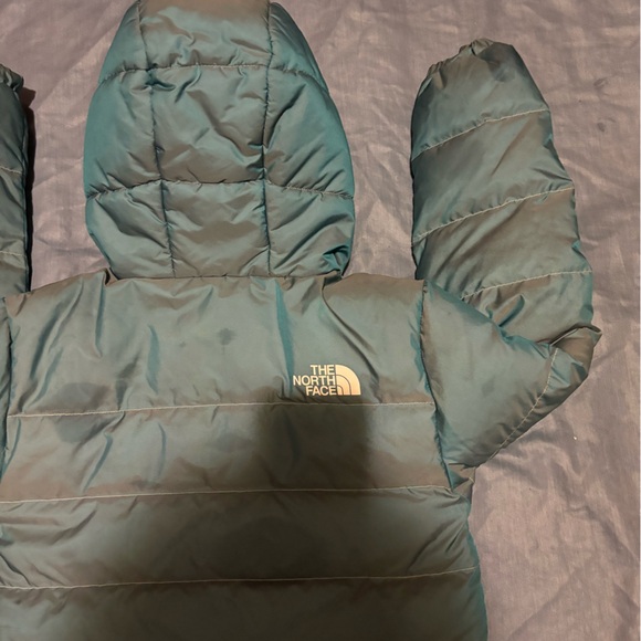 The north face puffer coat girls M 10/12 550 model great look feel and design - Picture 2 of 5